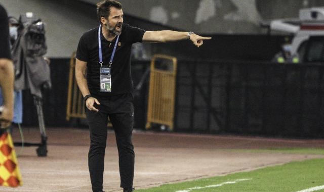 开云-莱科不变阵变战术造霸气大胜：欣喜球员超强适应力