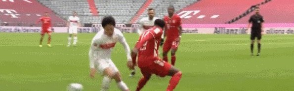 开云-【德甲】戴维斯吃红 莱万戴帽十人拜仁4比0斯图加特